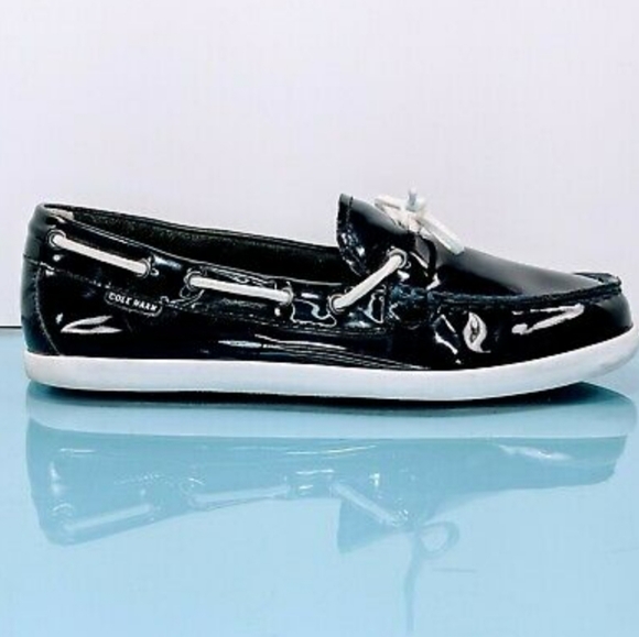 Cole Haan Shoes - Cole Haan Nantucket navy blue loafers